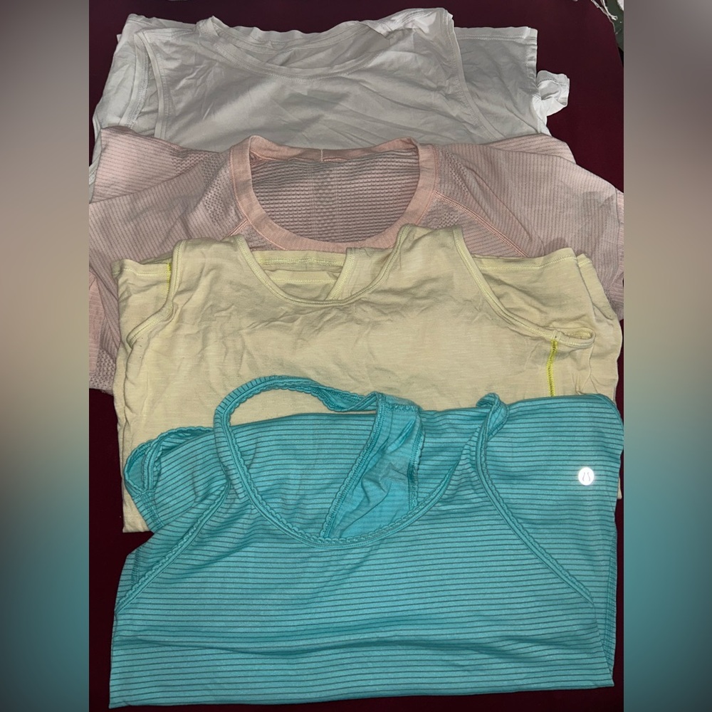Lululemon Tops (4)